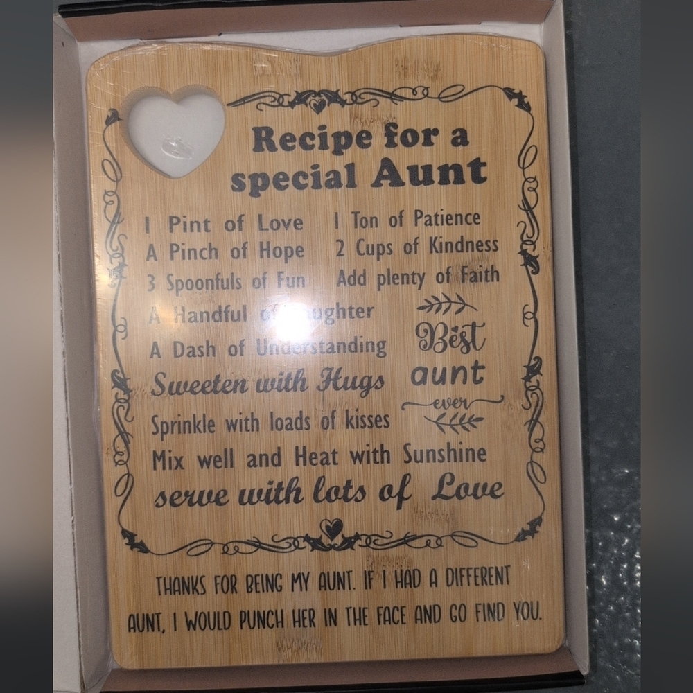 Best Aunt Ever Engraved Wooden Cooking Utensils and Recipe Plaque Set - Picture 2 of 3